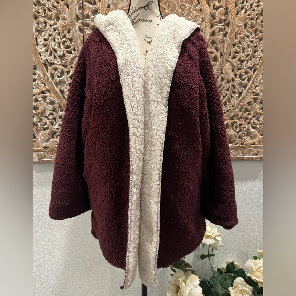 Emma’s Expressions Soft, Fluffy & Warm, 2 Tone No Closure Jacket/Cardigan w Hood